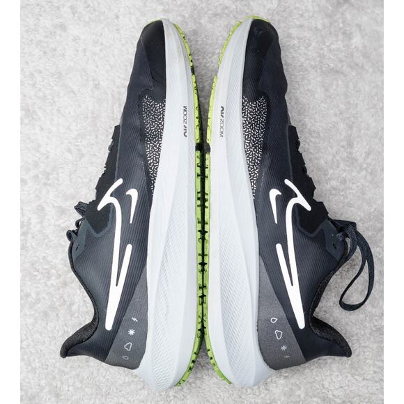 Nike Air Zoom Pegasus 39 Shield Black Green Running Shoes Mens 11 DO7625-002 - Picture 3 of 16